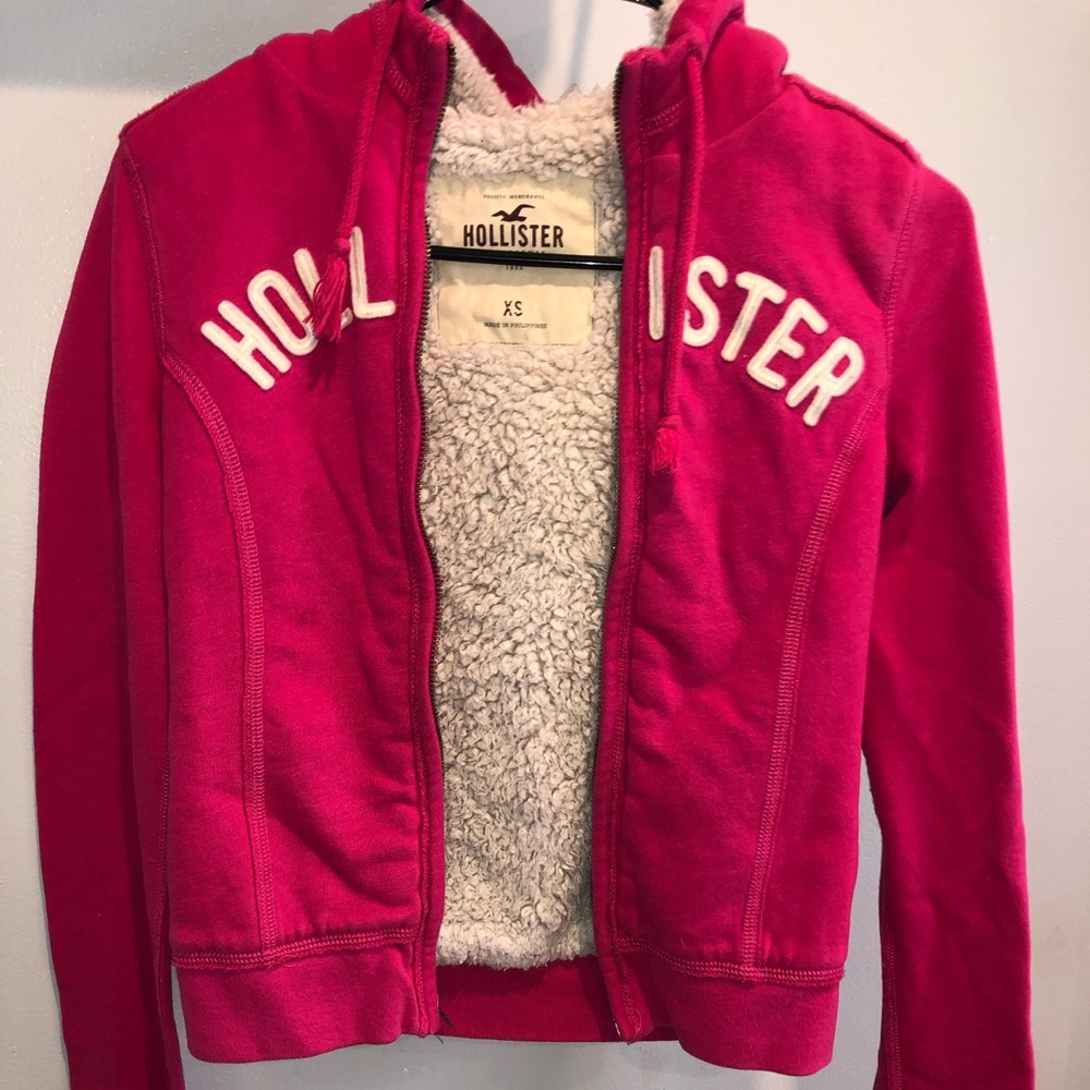 xs women’s lined Hollister zip up hoodie